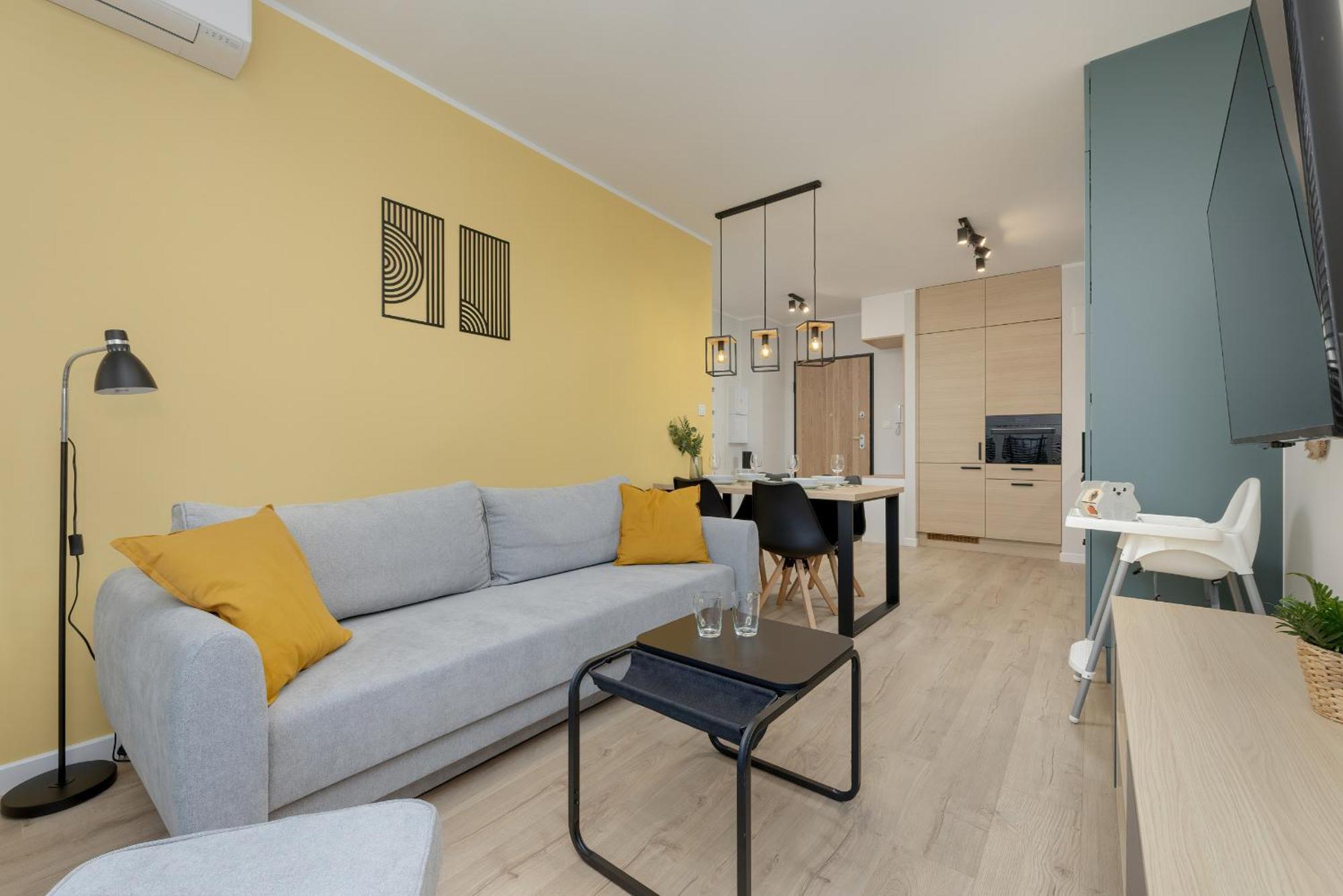 Unique Szczesliwa With Balcony Parking And Ac By Renters * Danzica