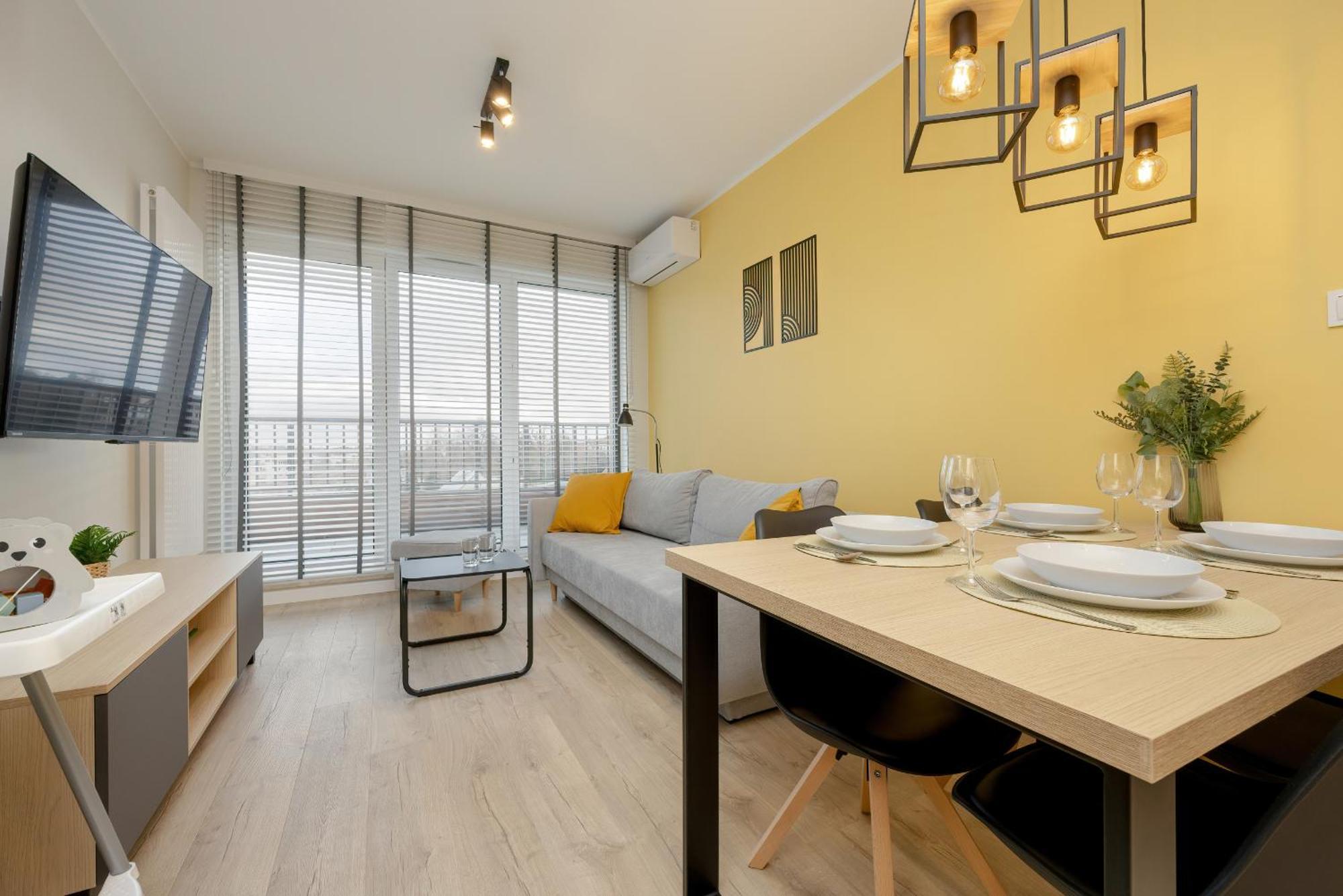 Appartamento Unique Szczesliwa With Balcony Parking And Ac By Renters